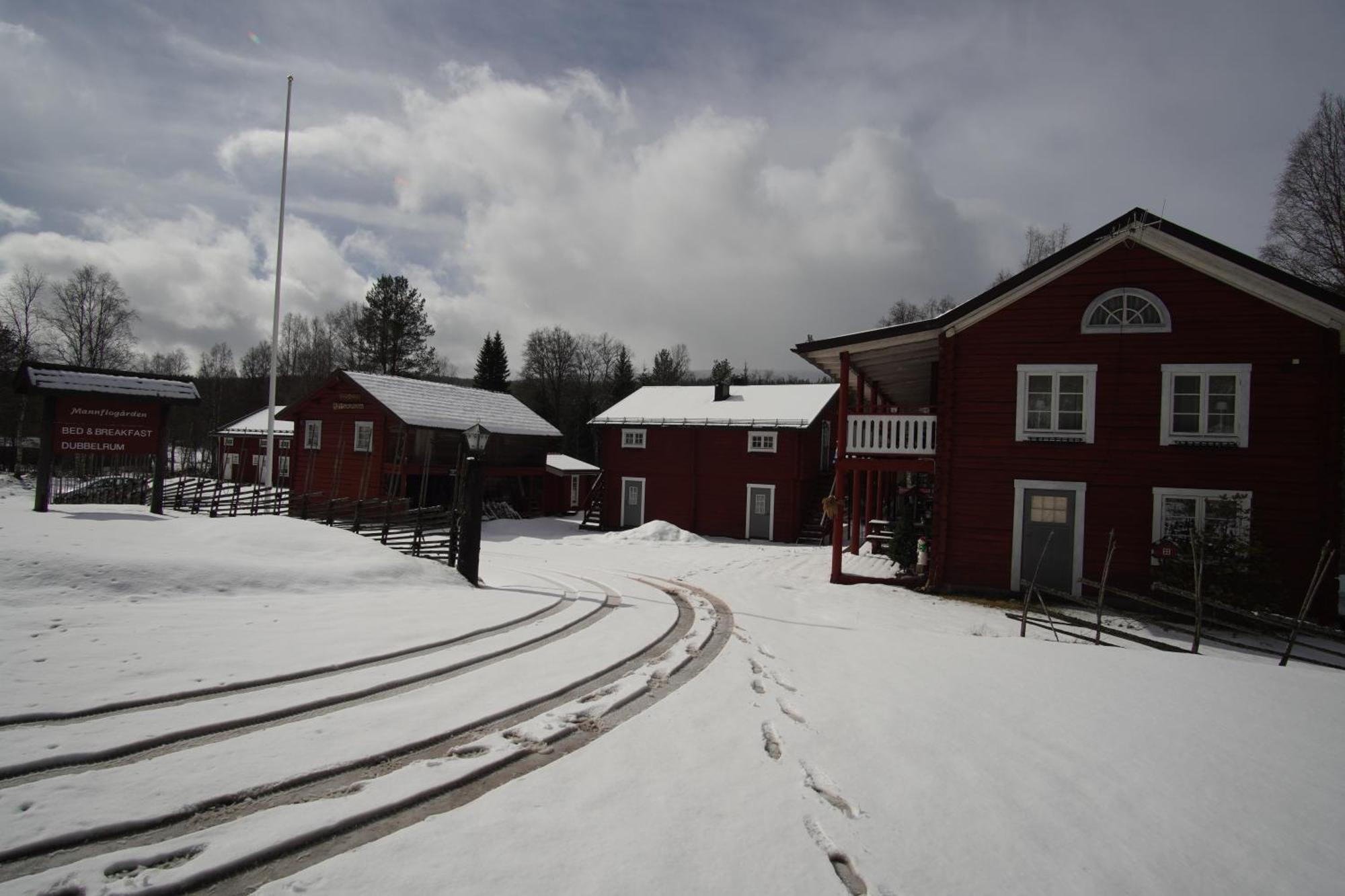 Mannflogarden Bed & Breakfast , Saelenfjaellen Bagian luar foto